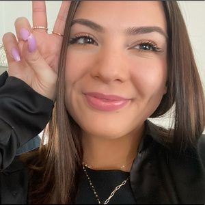 Meet your Posher, Erica